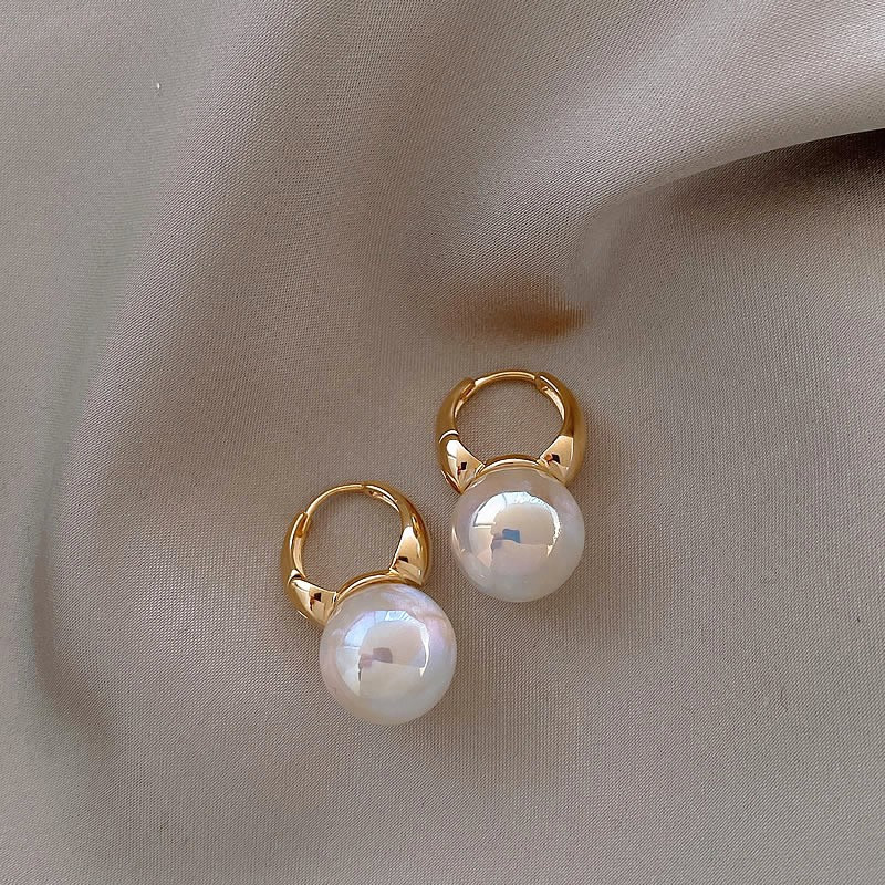 Mermaid pearl pendant earrings