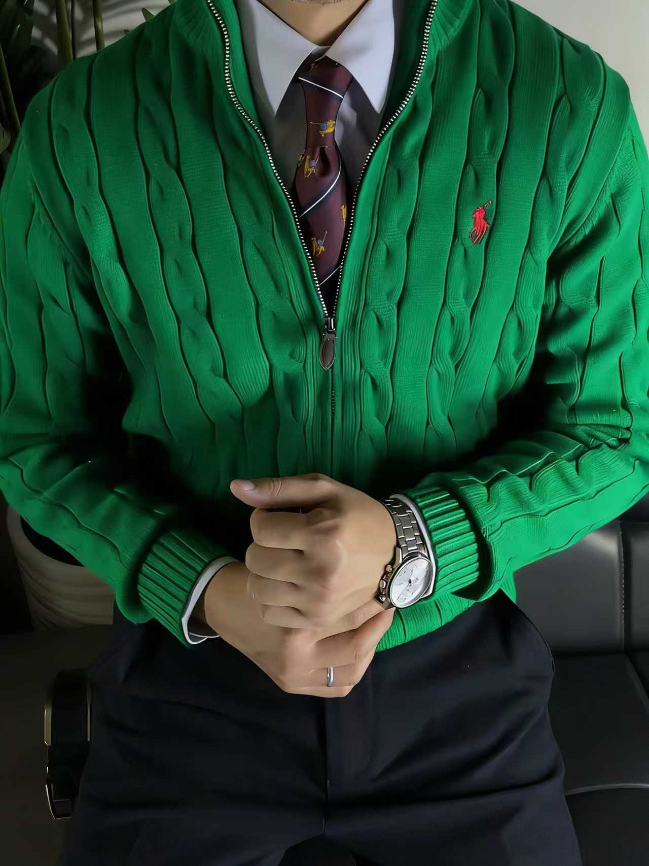 Quarter-zip sweater (Old Money style)Quarter-zip sweater (Old Money style)