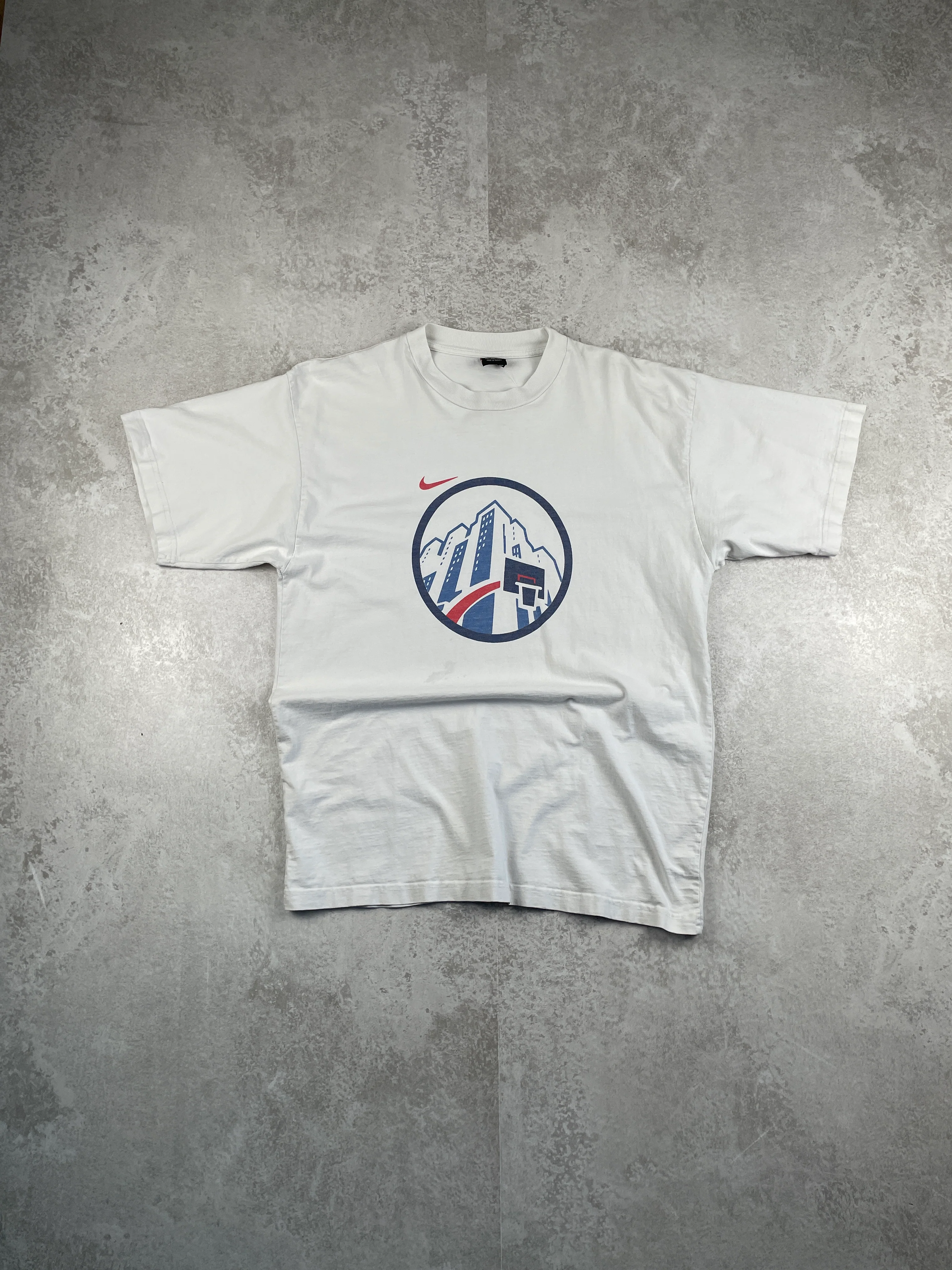 Nike 90s T-shirt Image - 1