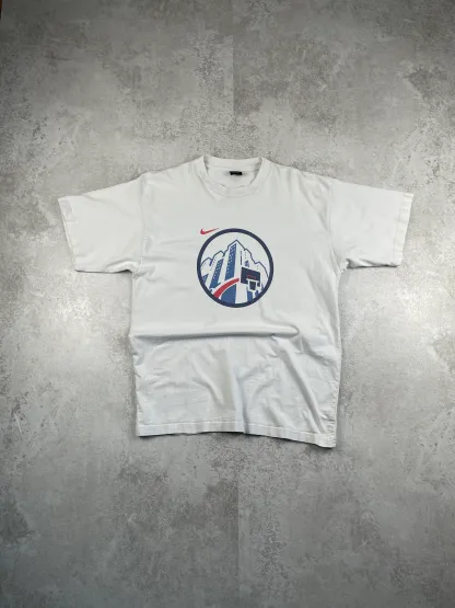 Nike 90s T-shirt Image - 1