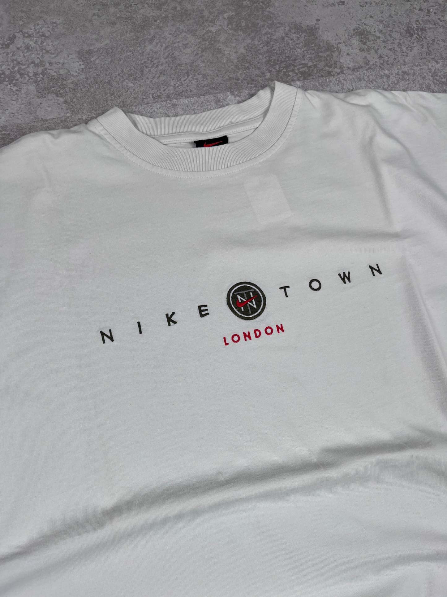 Nike Town London T-shirt 90's Image - 2