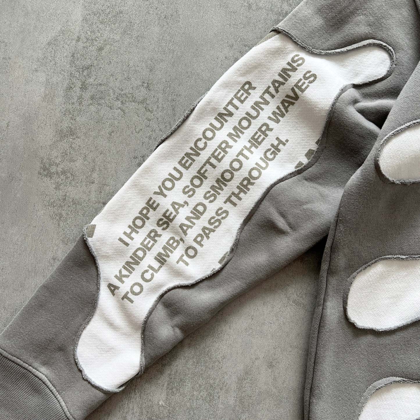 'BONES' REFLECTIVE HOODIE (M)