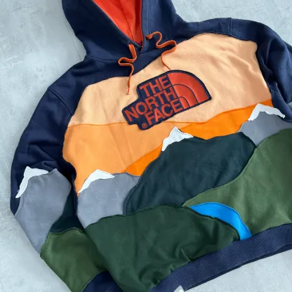 'MOUNTAINS' HOODIE (L)