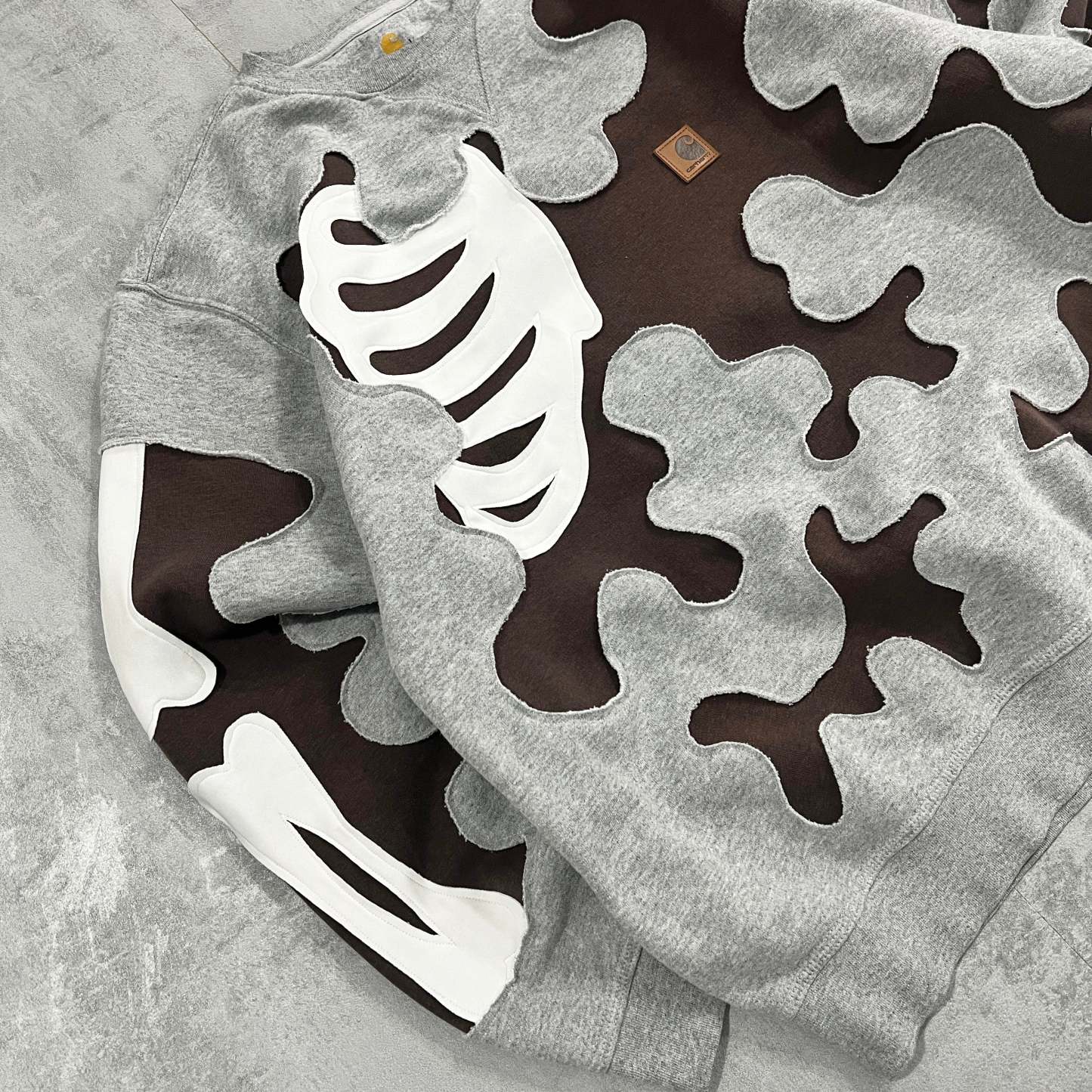 'BONES' SWEATSHIRT (L)