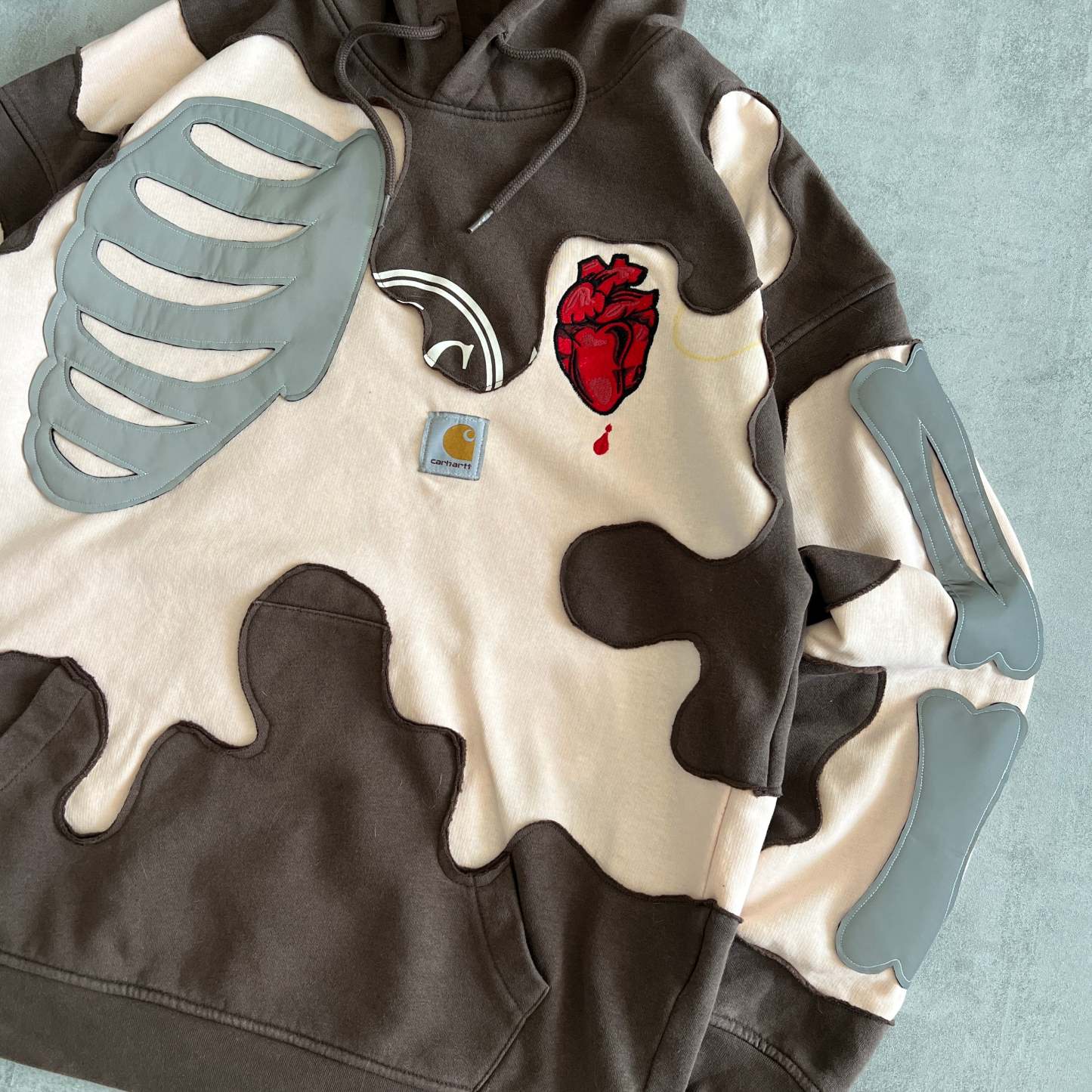 'BROKEN HEART CLUB' REFLECTIVE HOODIE (L)