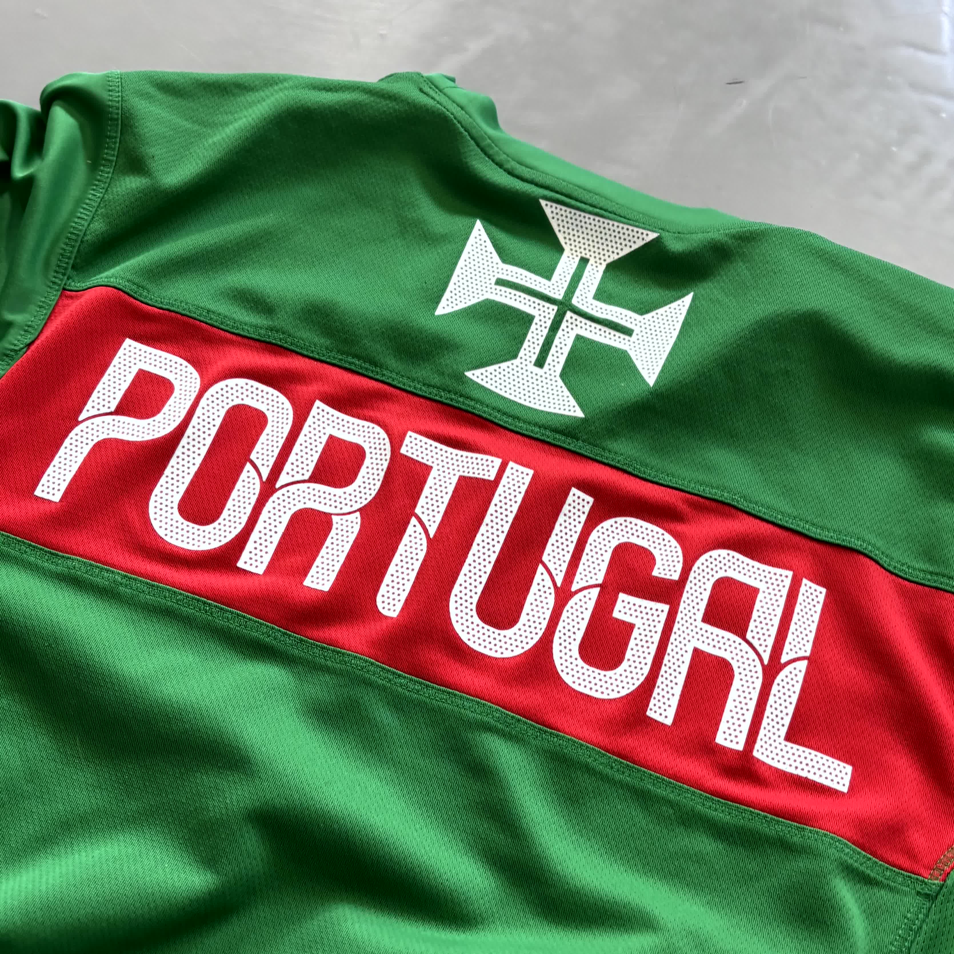 Nike x Portugal Vintage *Premium* Trikot 2010 | L