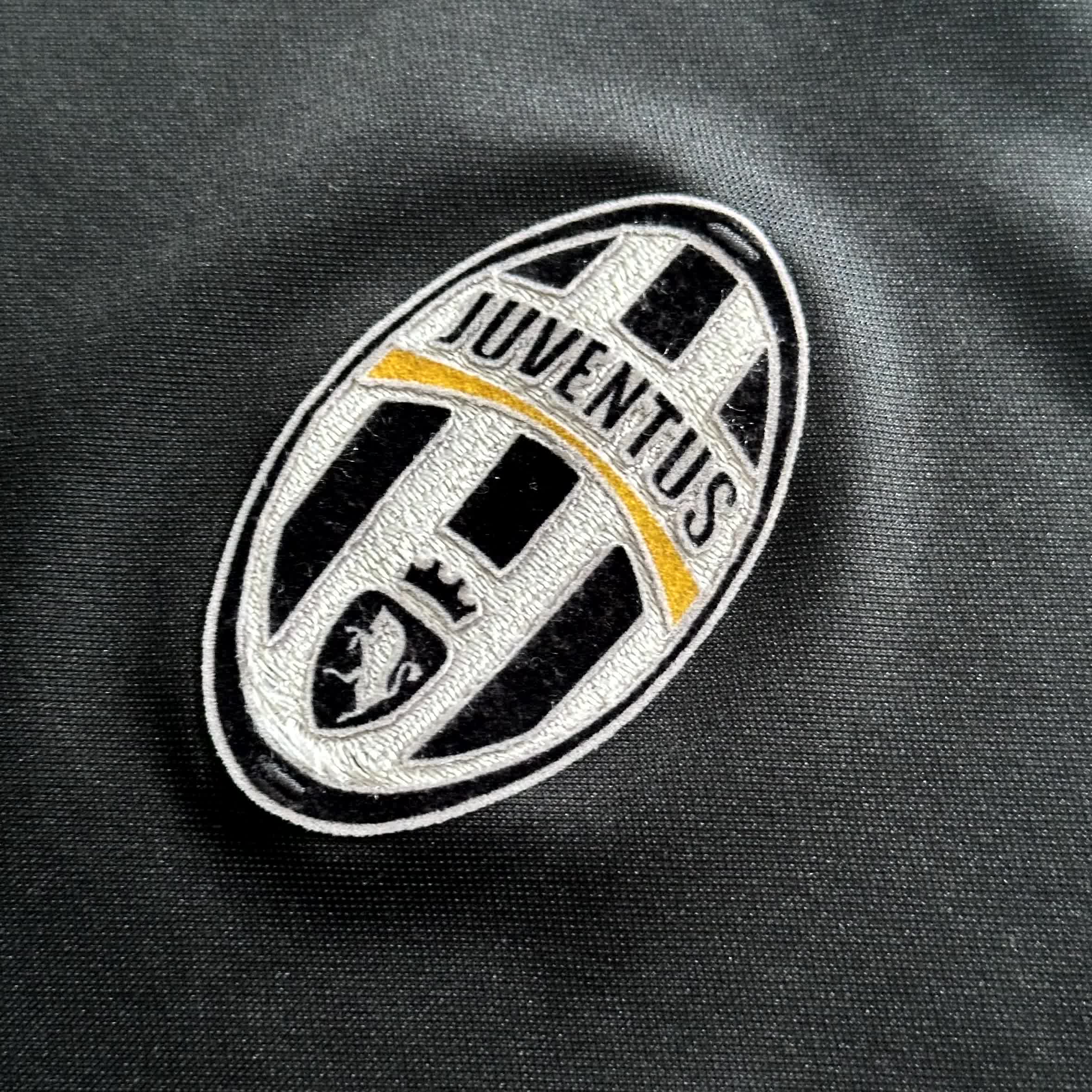 Nike x Juventus Turin Vintage *Premium* Trikot 2003/04 | M