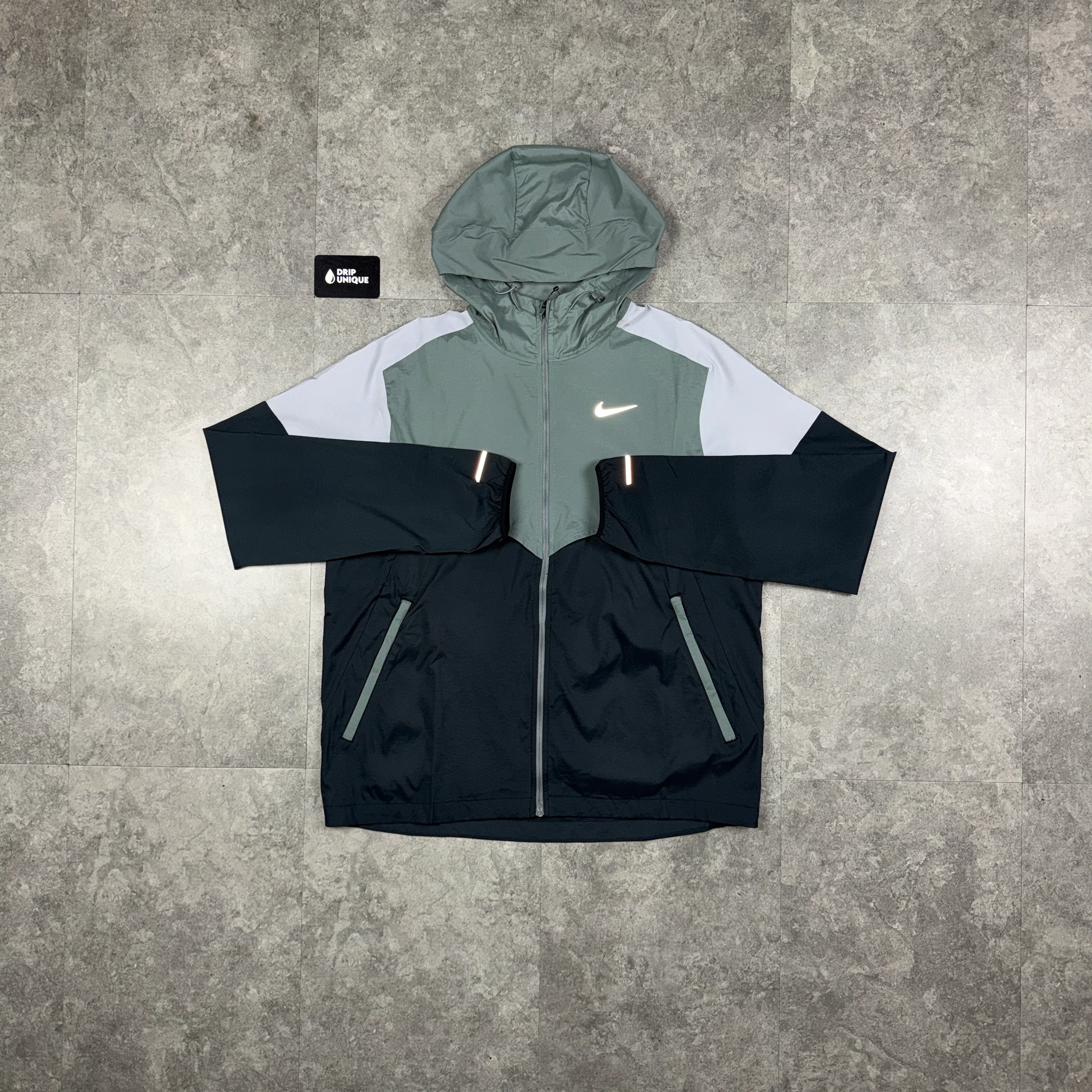 Nike UV Windrunner Jacket Wolf Grey