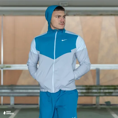Nike UV Windrunner Jacket Green Abyss