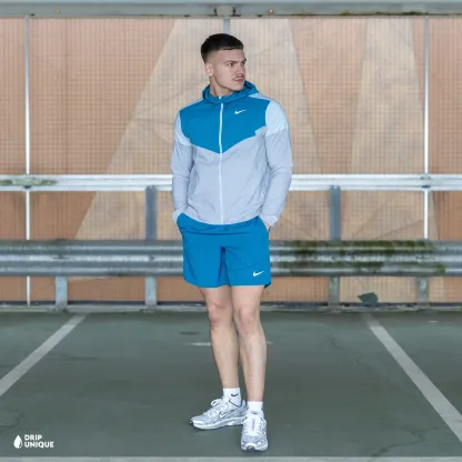 Nike UV Windrunner Jacket Green Abyss