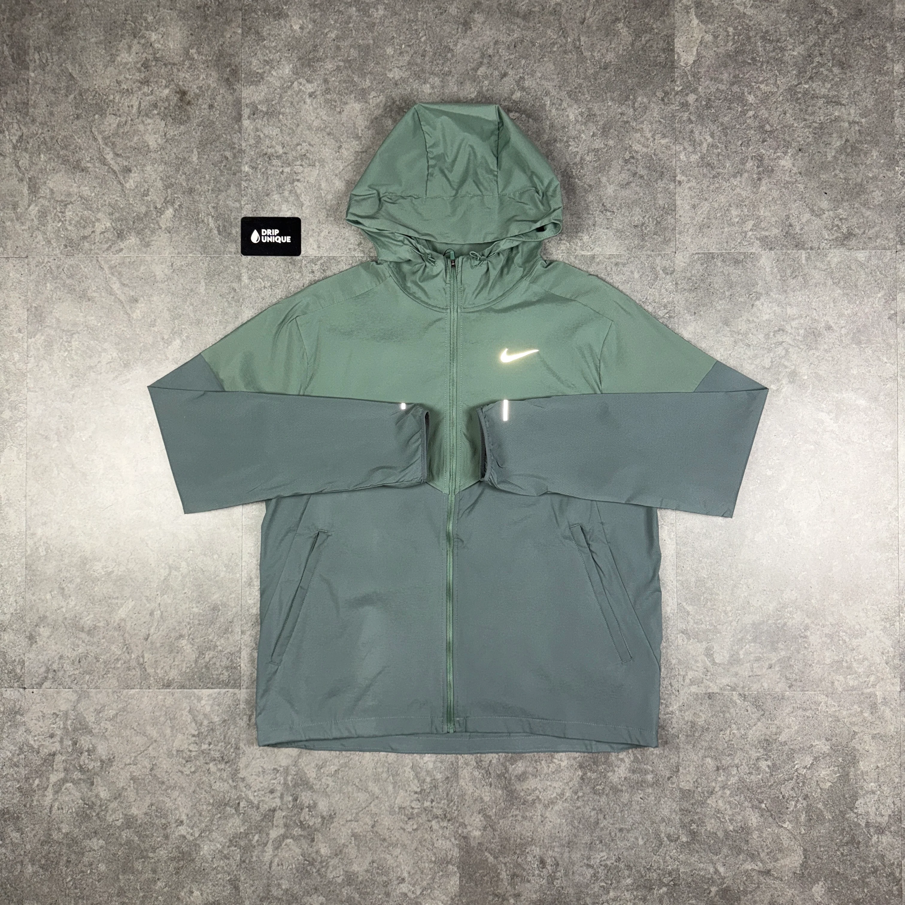 Nike UV Windrunner Jacket Clay Green
