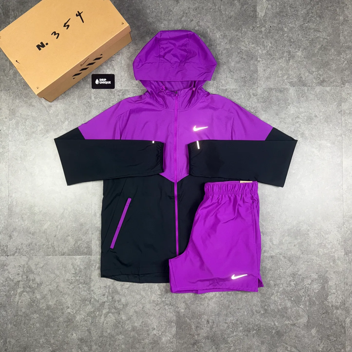 Nike UV Windrunner Jacket Vivid Purple