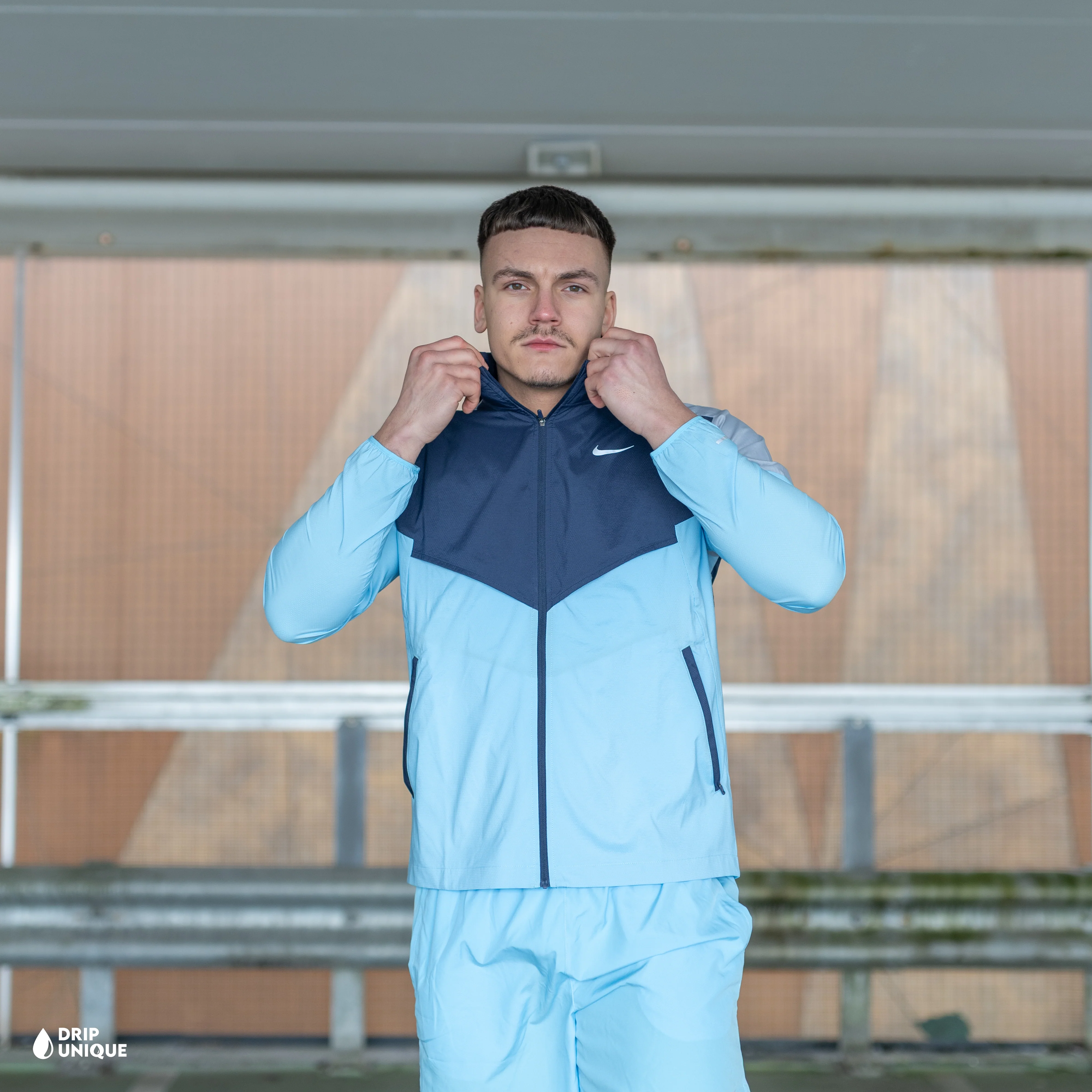 Nike UV Windrunner Jacket Aquarius Blue