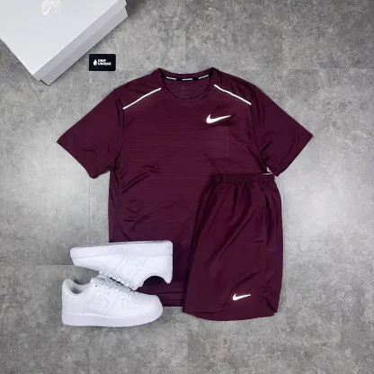 Nike Miler T-Shirt Midnight Maroon