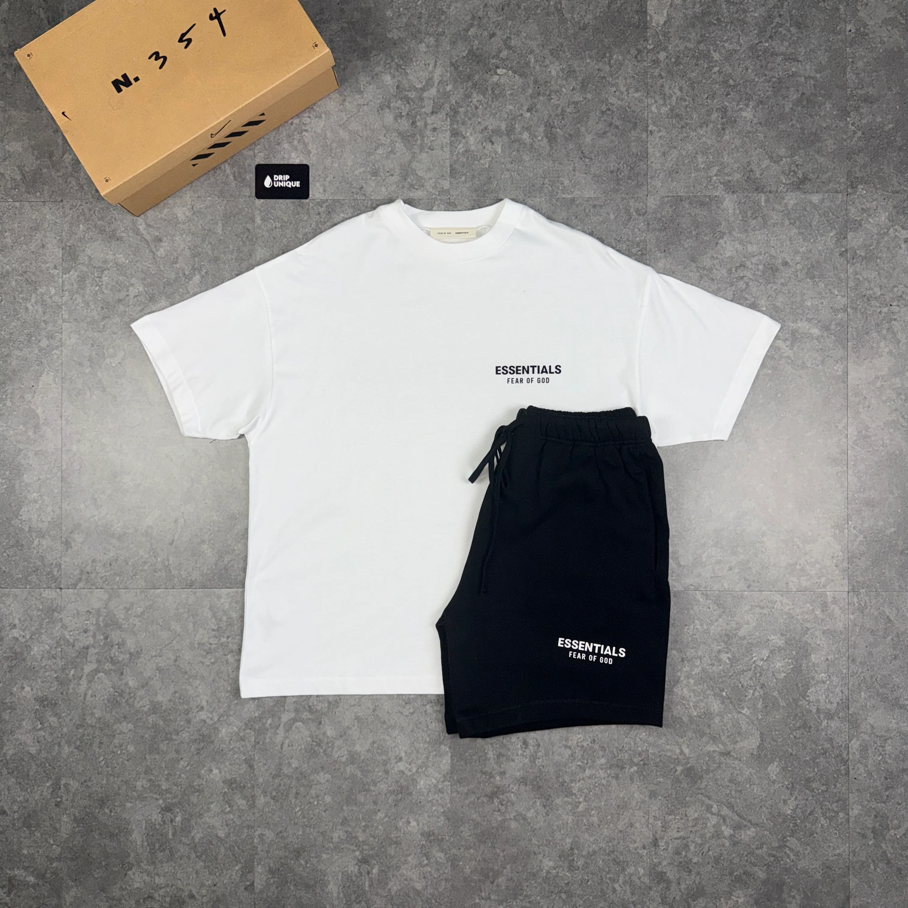 Essentials T-Shirt Bright White