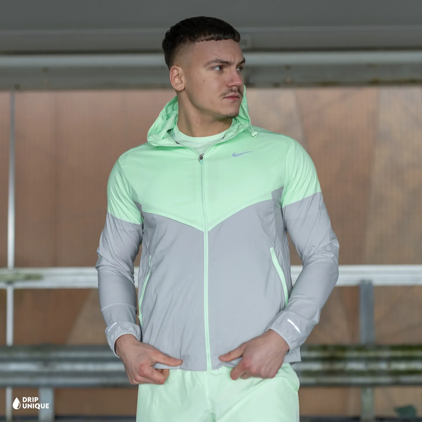 Nike UV Windrunner Jacket Vapour Green