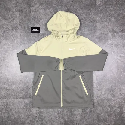 Nike UV Windrunner Jacket Olive Green
