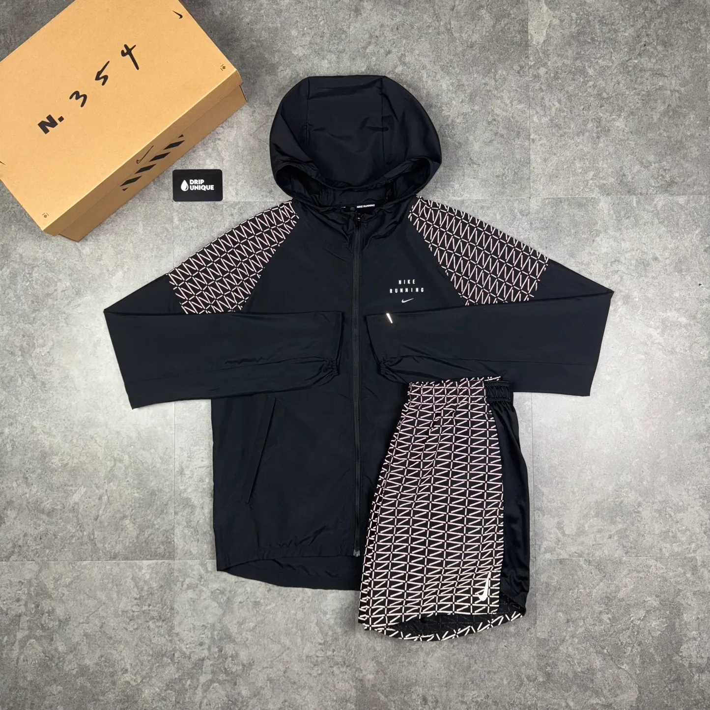 Nike Running Division Flash Windrunner Jacket Black