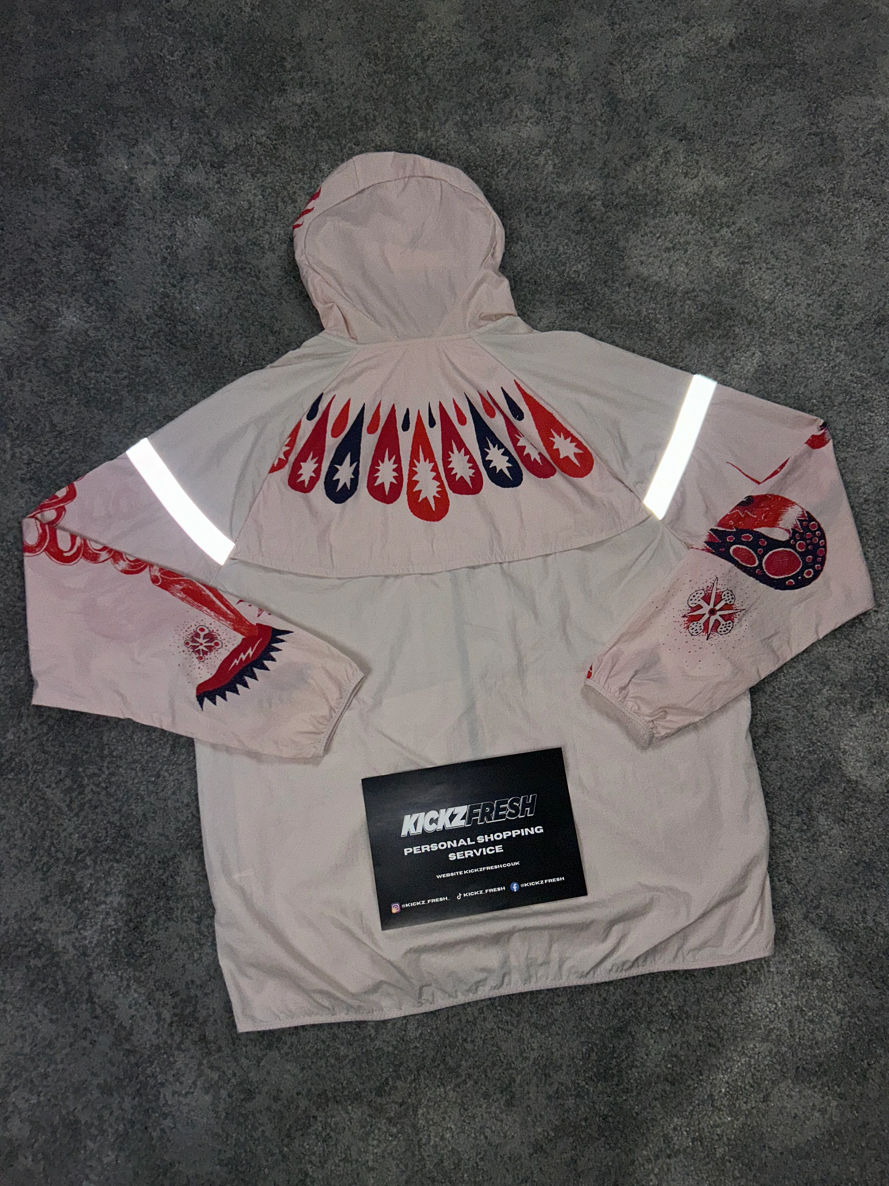 Nike Windrunner Jacket Tokyo Pink Dragon