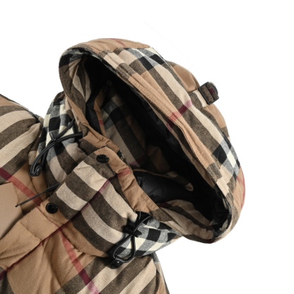 Double-sided checkered pattern puffer jacket