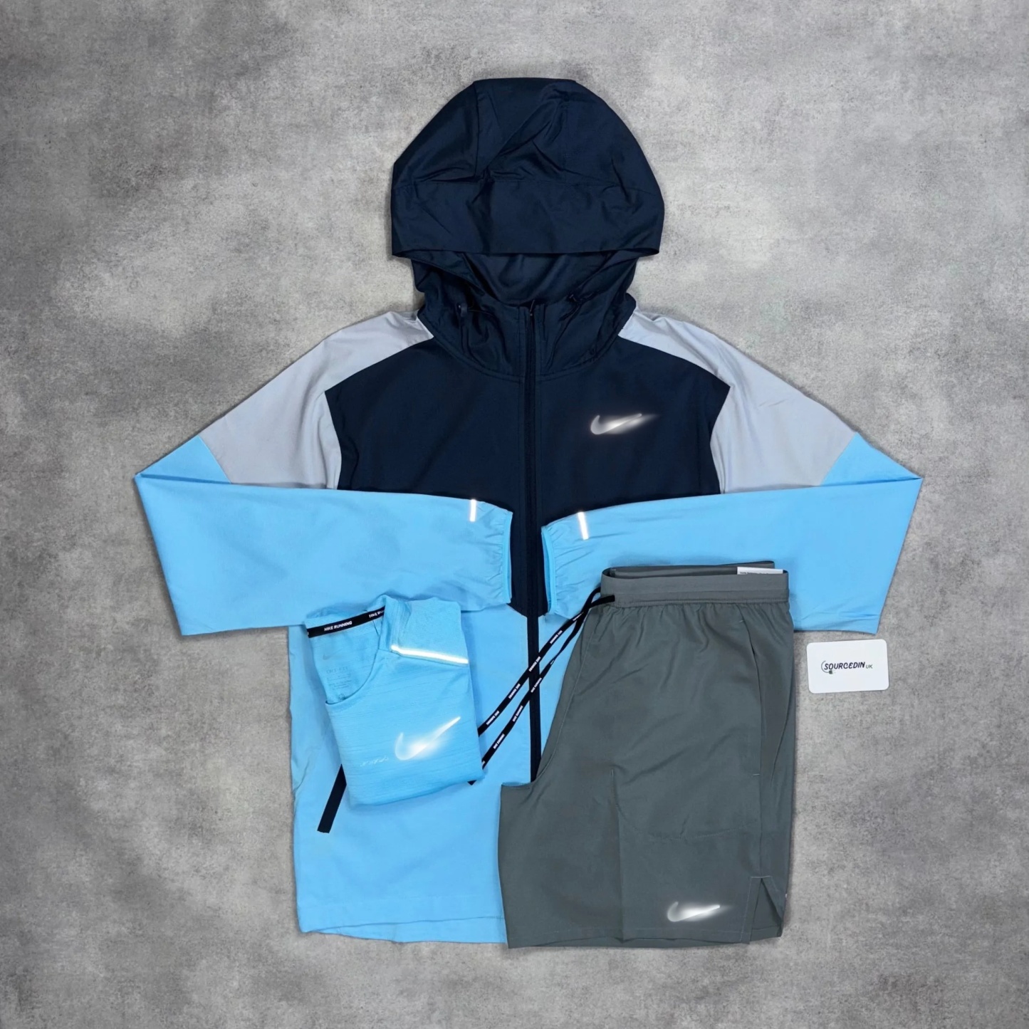 Nk Uv Windrunner Jacket 3-Piece 7” Challenger Short Set