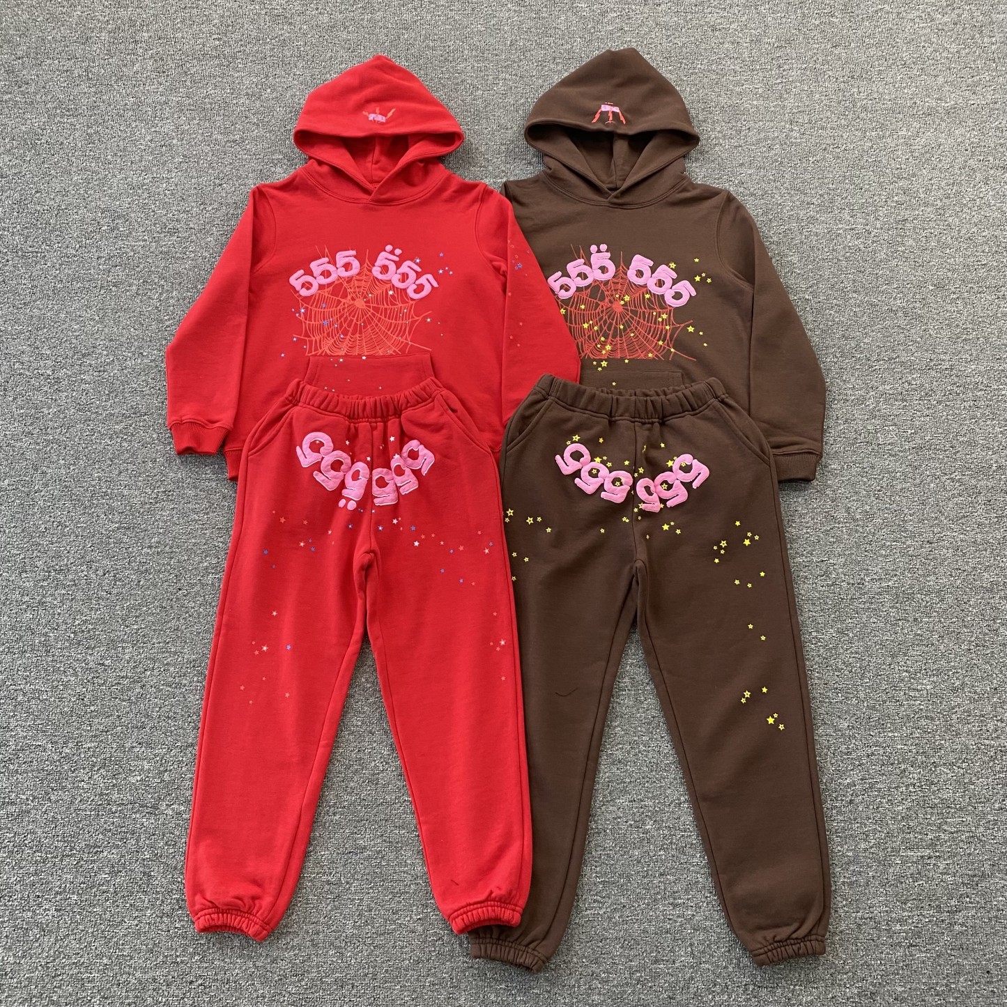 22_228 Street Style Spider Graphic Tracksuit(Kids Clothing)