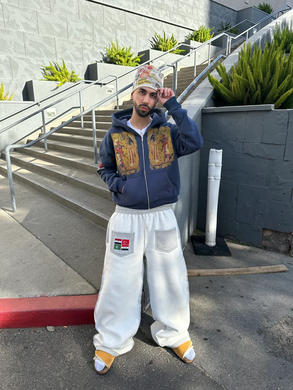 'Illusive Dynasty' Inside Out Sweatpants - Black