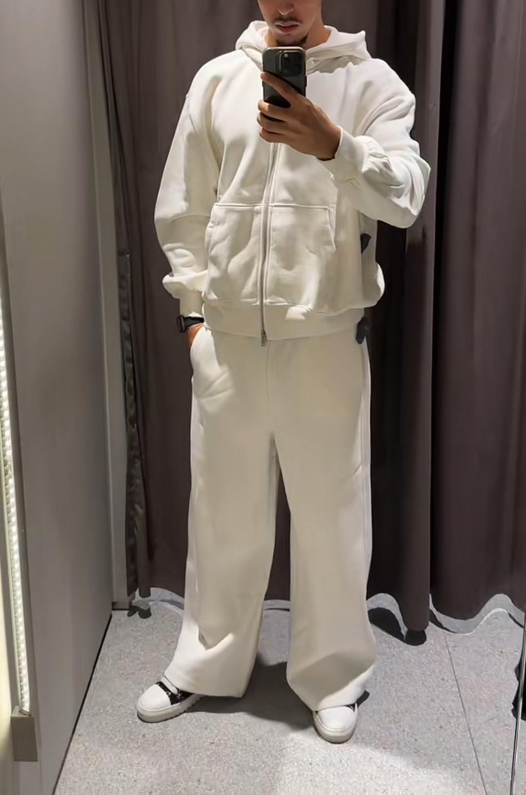 ZIPPER SPORTS TRACKSUIT