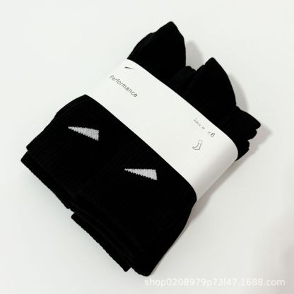 Thickened Sweat-Absorbent Towel Bottom Long-Tube Sports Socks For Men And Women Thin Fitness Running Basketball Socks