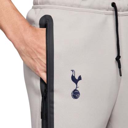Tottenham Hotspur Tech Fleece presentation tracksuit 2025/26 - Nike
