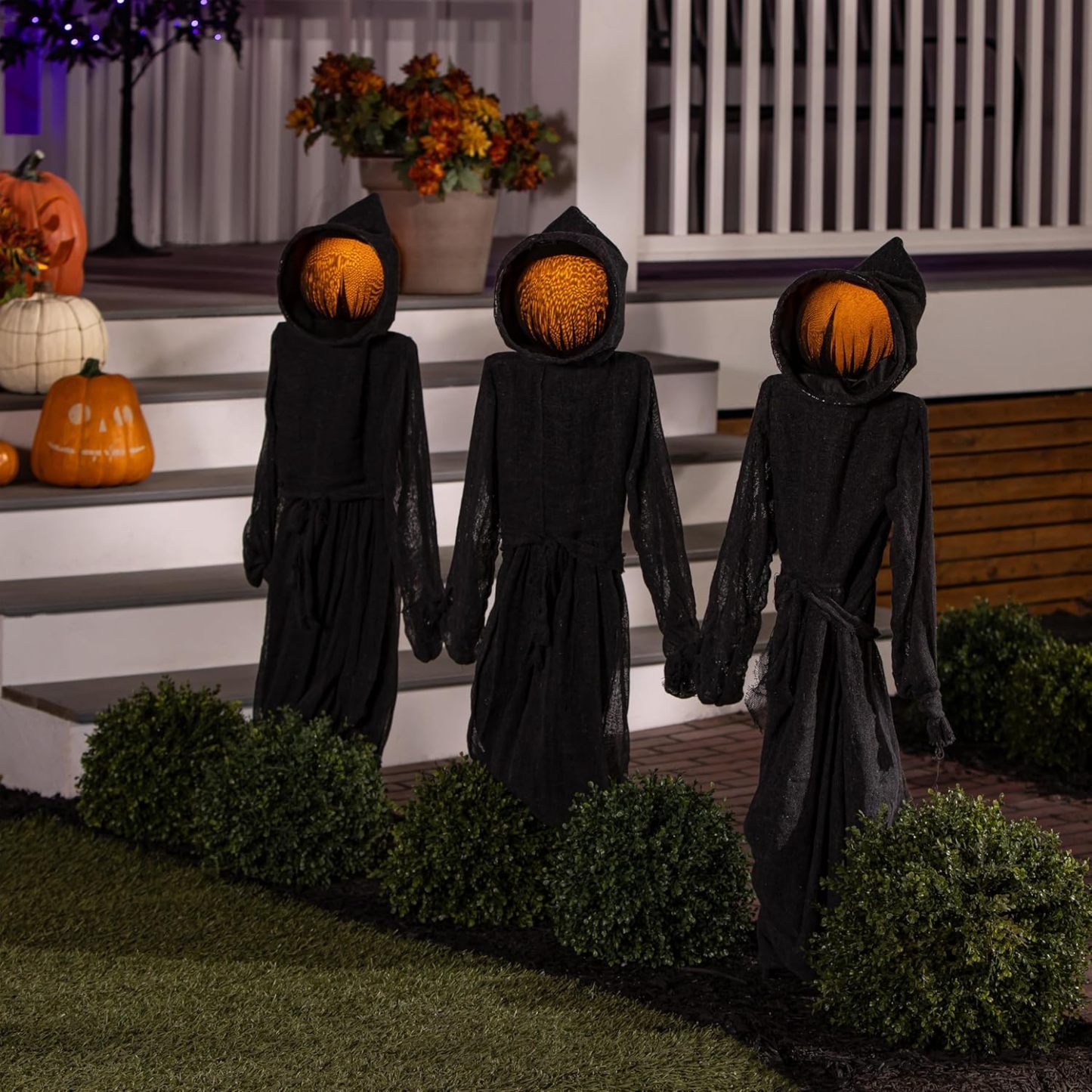 👻LED Halloween Black Witches with Hats Stakes