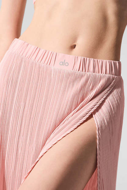 MICRO PLISSE GAME ON LONG SKIRT