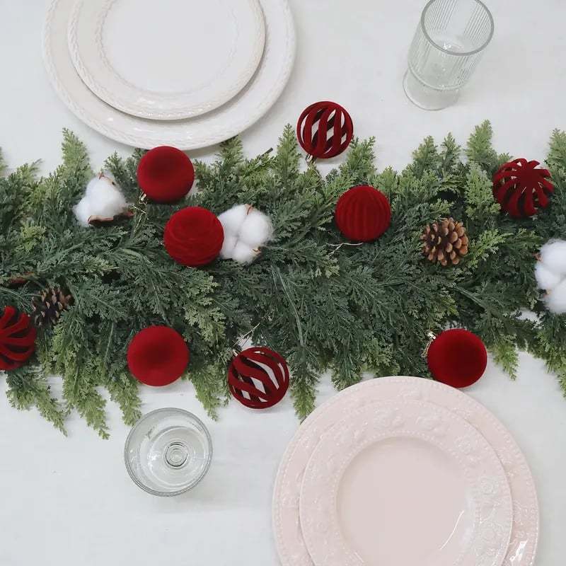 🎅 Luxe Velvet Christmas Balls – Elegant Holiday Glow