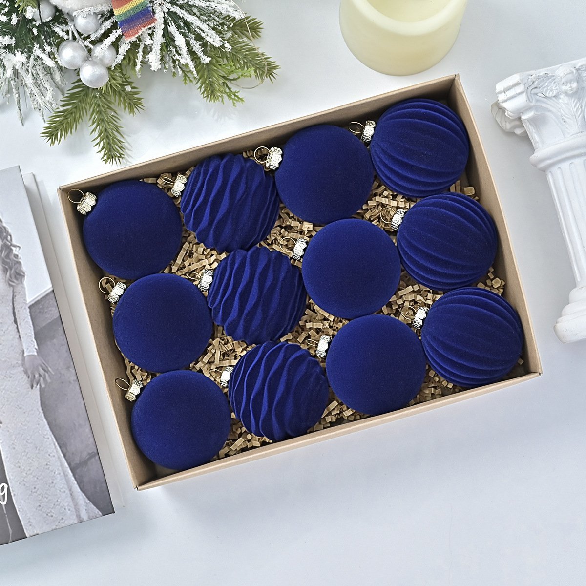 🎅 Luxe Velvet Christmas Balls – Elegant Holiday Glow