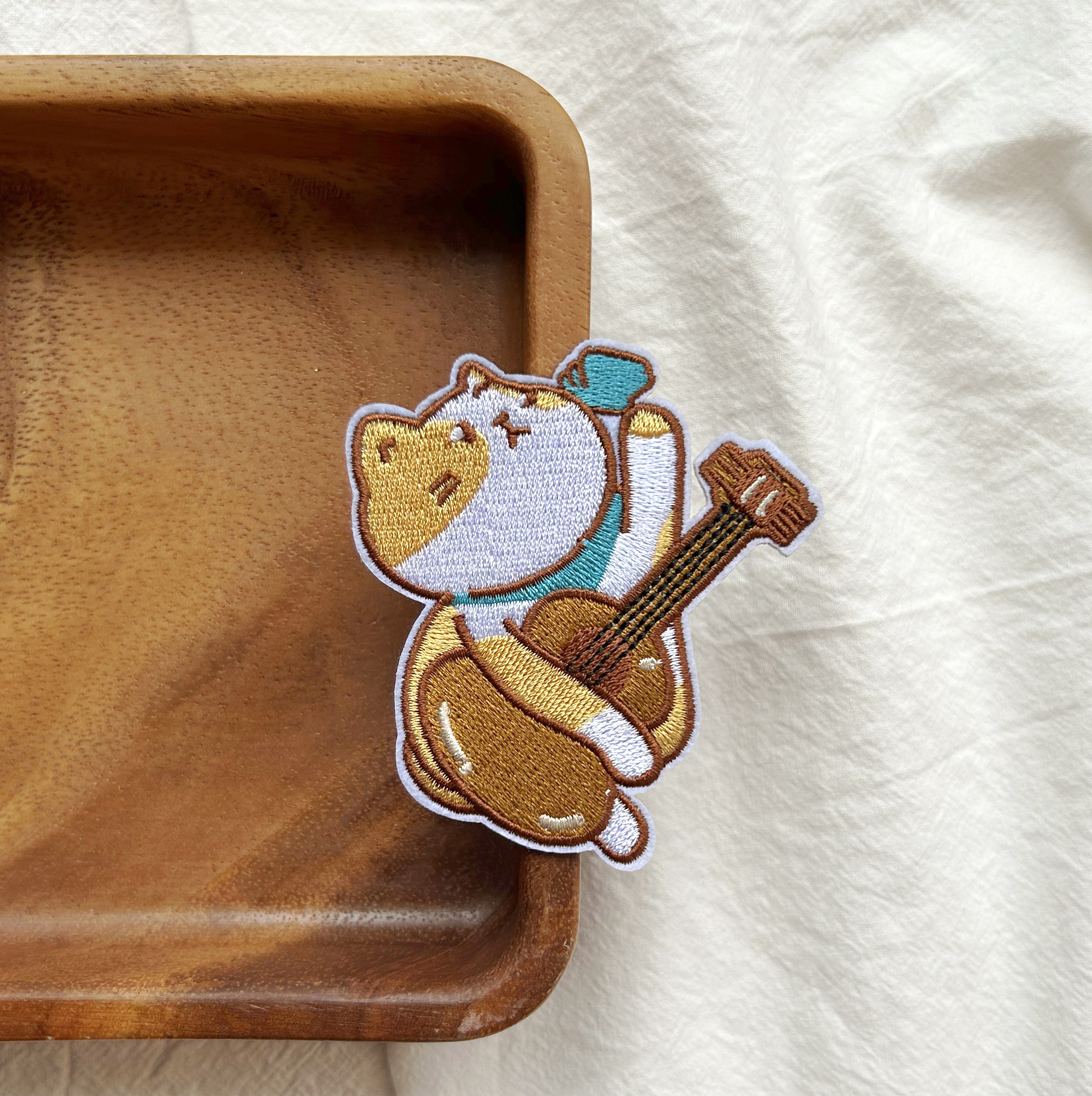 Debut Guitar Cat Patch