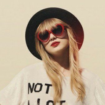 Red 22 Heart Glasses
