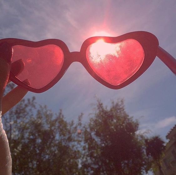 Red 22 Heart Glasses
