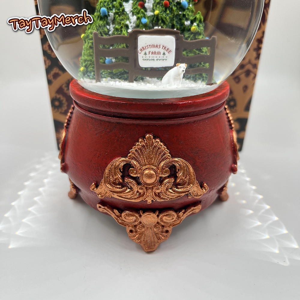 Christmas Tree Farm Snow Globe