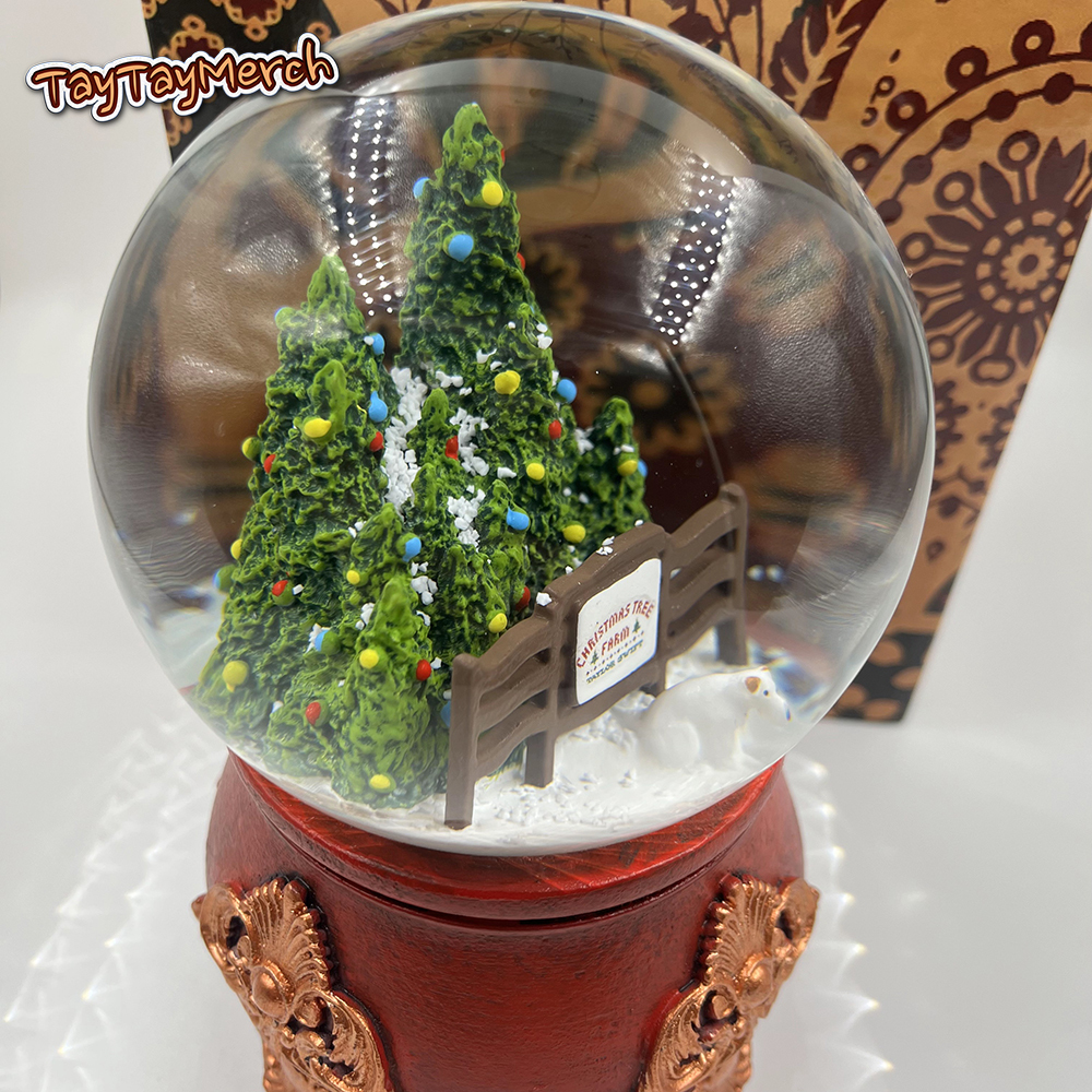 Christmas Tree Farm Snow Globe