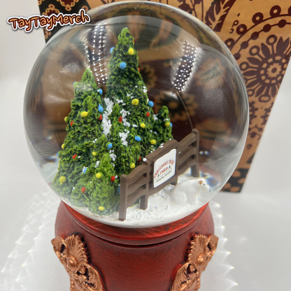 Christmas Tree Farm Snow Globe