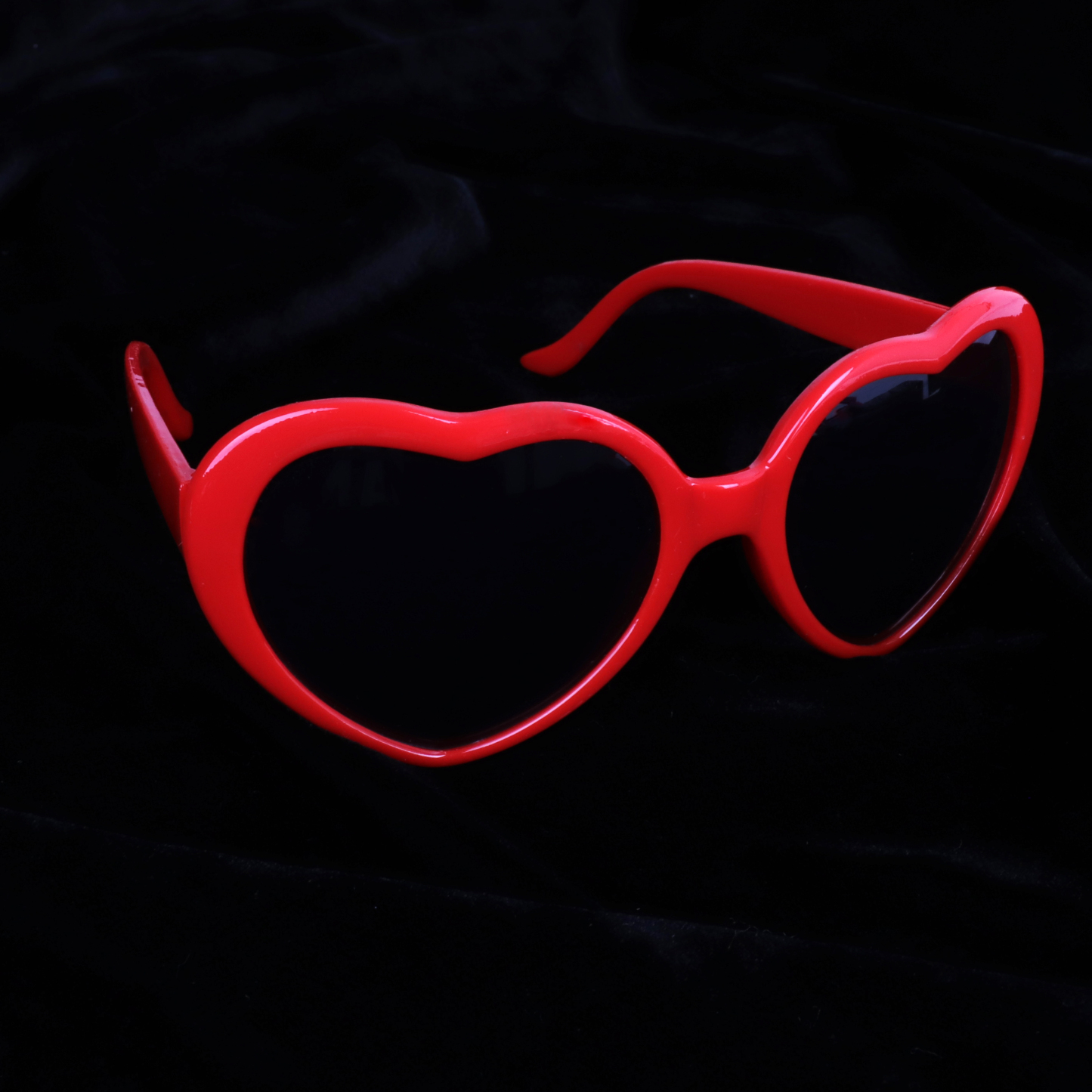 Red 22 Heart Glasses
