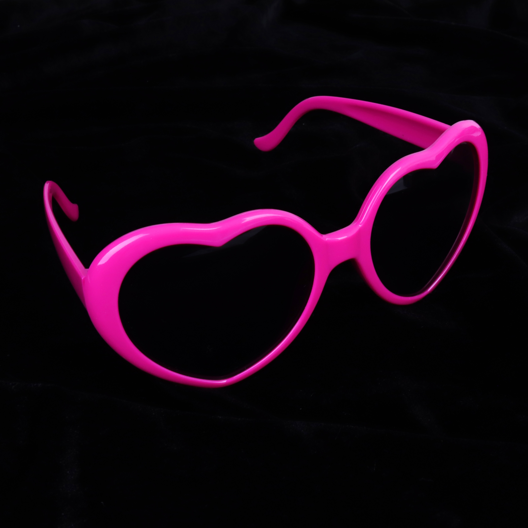 Red 22 Heart Glasses