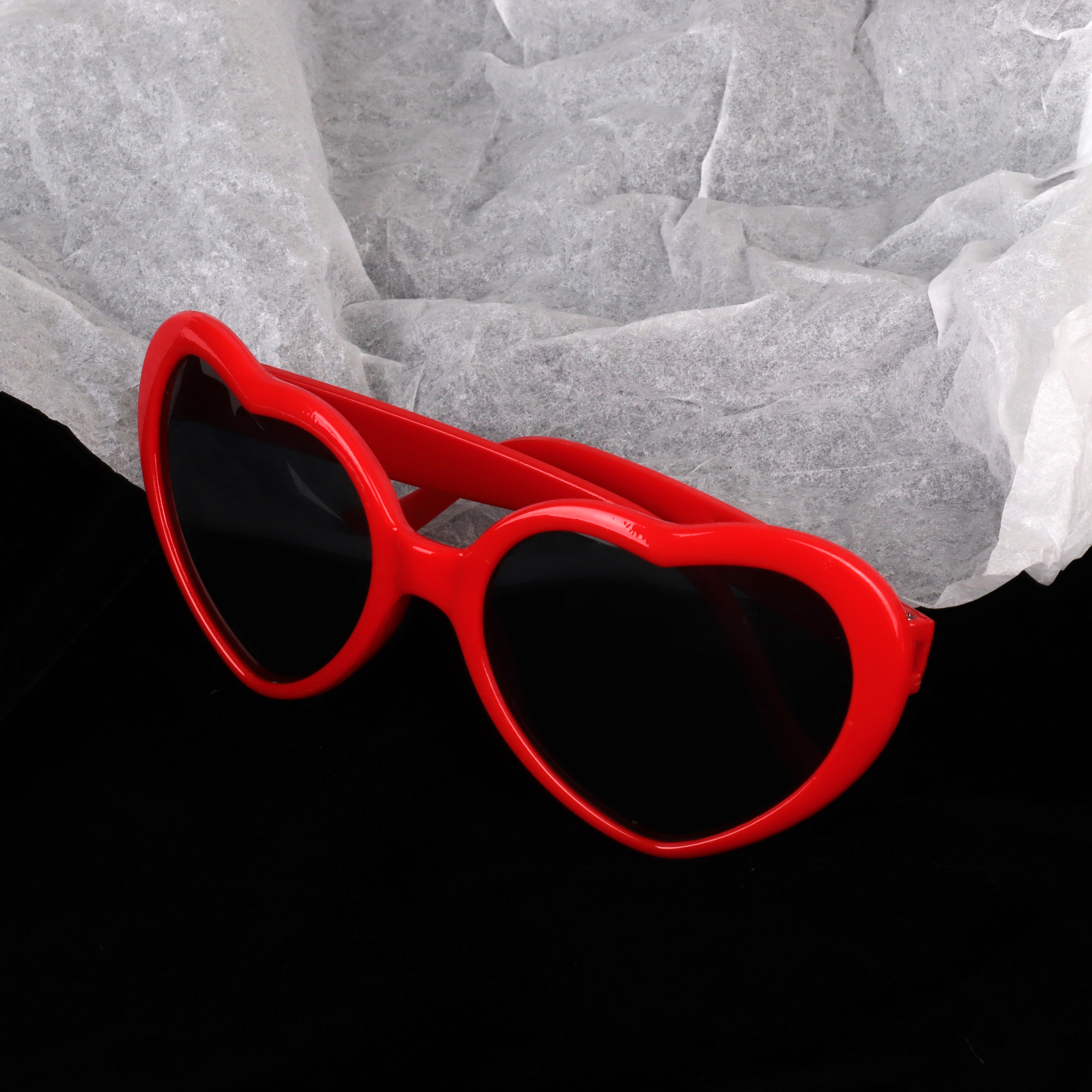 Red 22 Heart Glasses