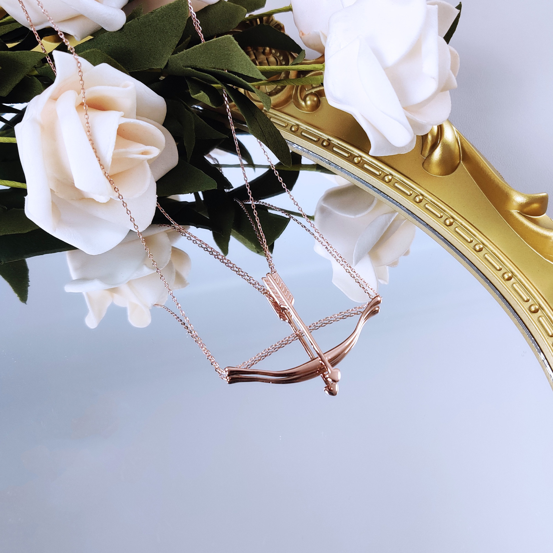 Lover Archer Necklace