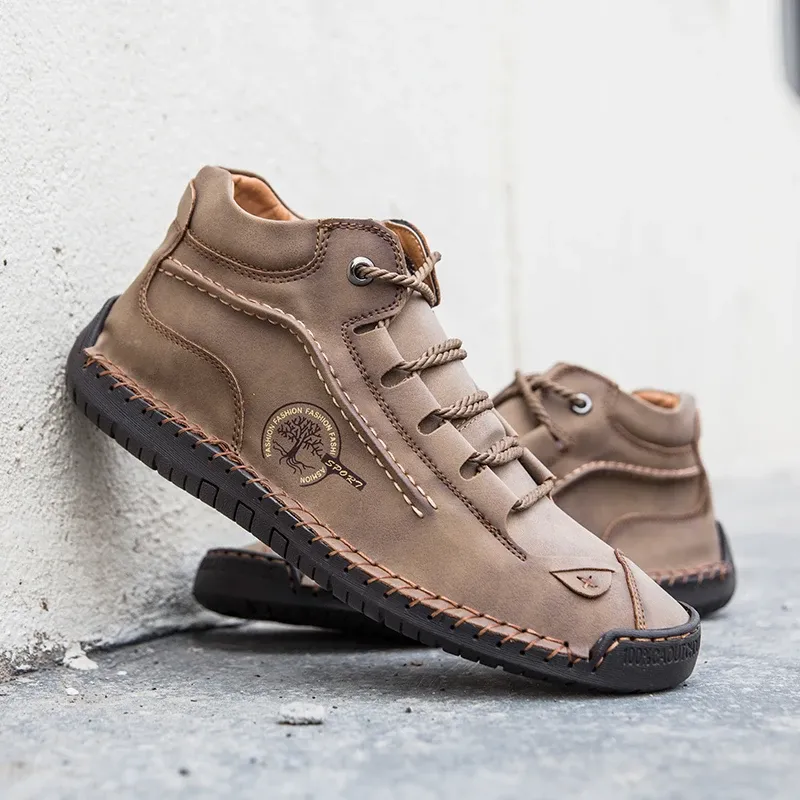 (⏰LAST DAY - 49% OFF🛒)Men's Retro Hand-Stitched Pigskin Boots – Wide Toe, Breathable, Non-Slip, Arch Support, Memory Foam Insole, Lightweight & Comfortable for Walking & Driving