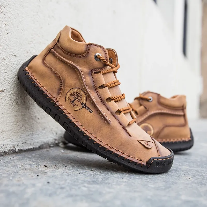 (⏰LAST DAY - 49% OFF🛒)Men's Retro Hand-Stitched Pigskin Boots – Wide Toe, Breathable, Non-Slip, Arch Support, Memory Foam Insole, Lightweight & Comfortable for Walking & Driving