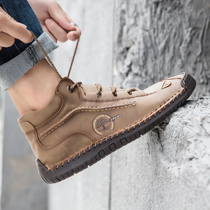 (⏰LAST DAY - 49% OFF🛒)Men's Retro Hand-Stitched Pigskin Boots – Wide Toe, Breathable, Non-Slip, Arch Support, Memory Foam Insole, Lightweight & Comfortable for Walking & Driving