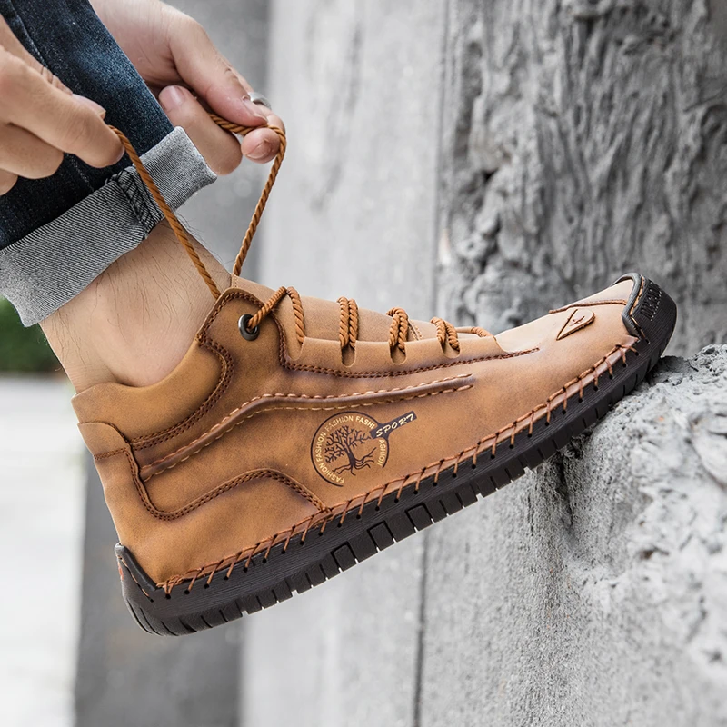 (⏰LAST DAY - 49% OFF🛒)Men's Retro Hand-Stitched Pigskin Boots – Wide Toe, Breathable, Non-Slip, Arch Support, Memory Foam Insole, Lightweight & Comfortable for Walking & Driving