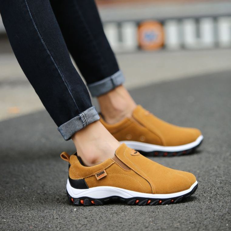 On the last day, 70% RABATT men's shoes offer foot support, breathability, lightness and anti-slip properties - proven to relieve plantar fasciitis, foot and heel pain.