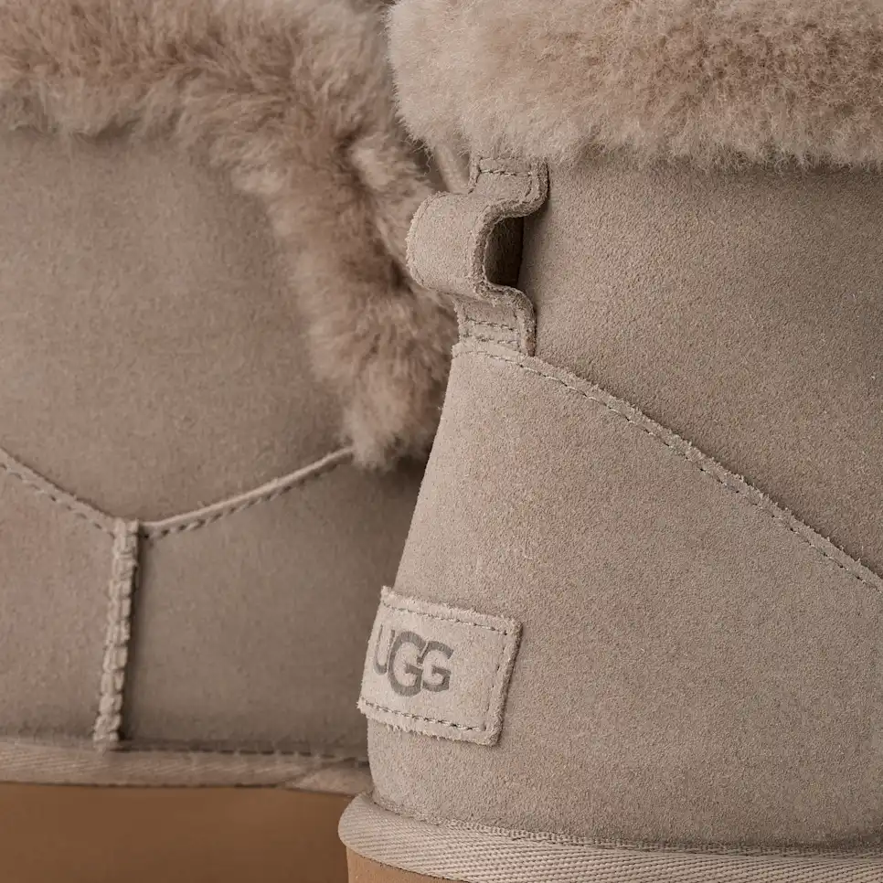 Femme Classic Mini Posy Boot